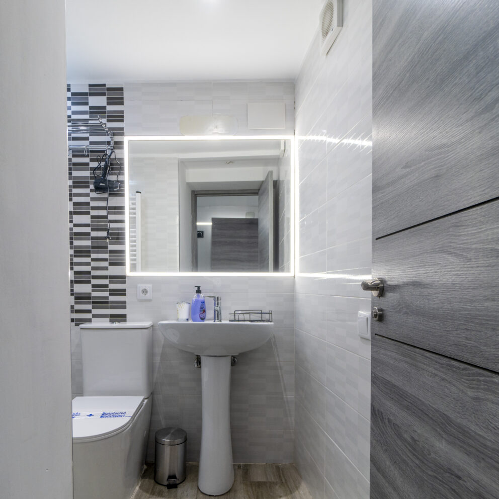 Apartamento 2 Y 3 Baño Espejo, Apartamentos En El Centro De Salamanca, Don Victor